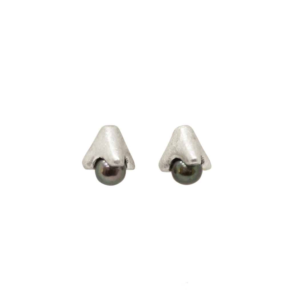 Pendientes botón cactus perla negra