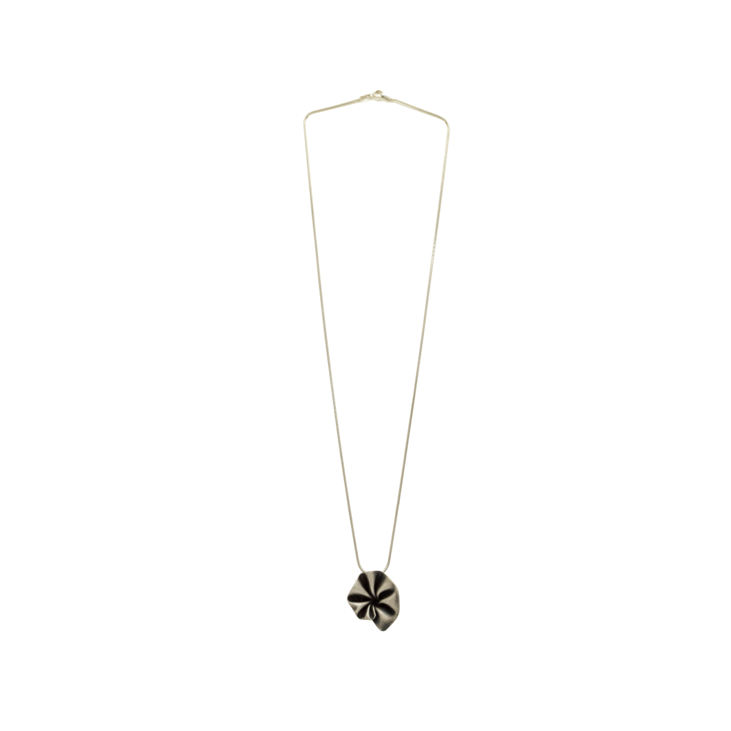 Collar flora colgante grande
