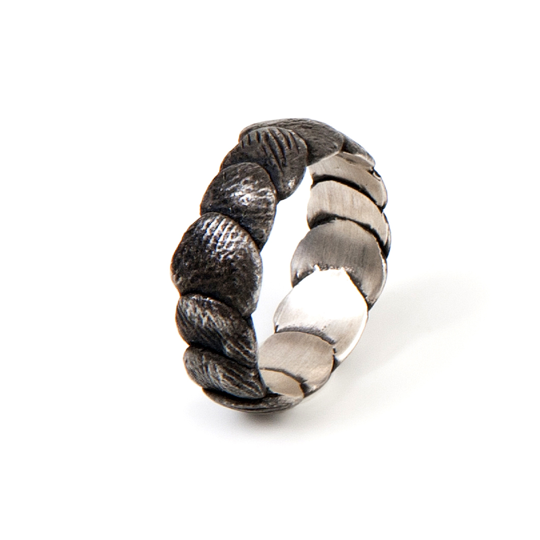 Anillo Macaret piezas solapadas ancho - Imagen 2